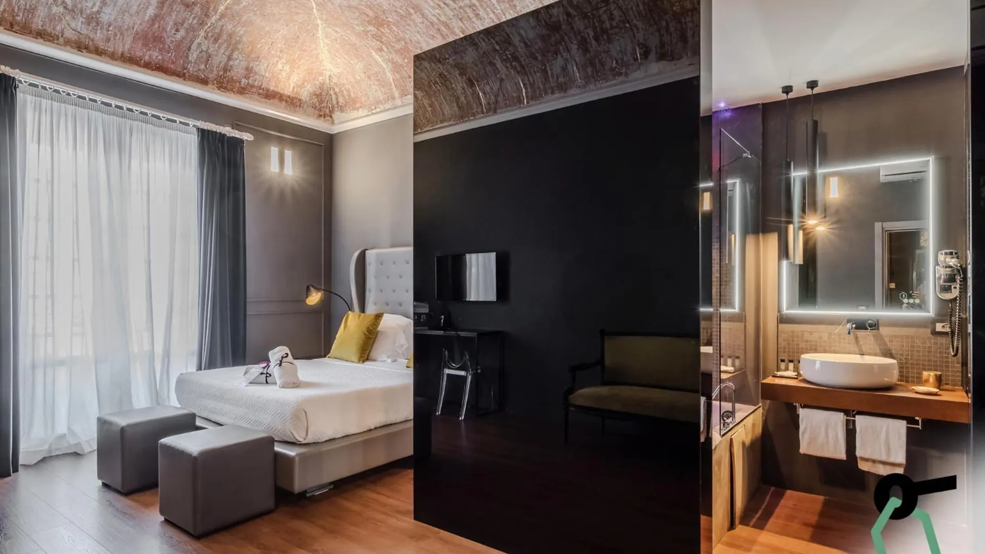 Hotiday Room Collection - Palermo Palco Noir 0*,  Italia