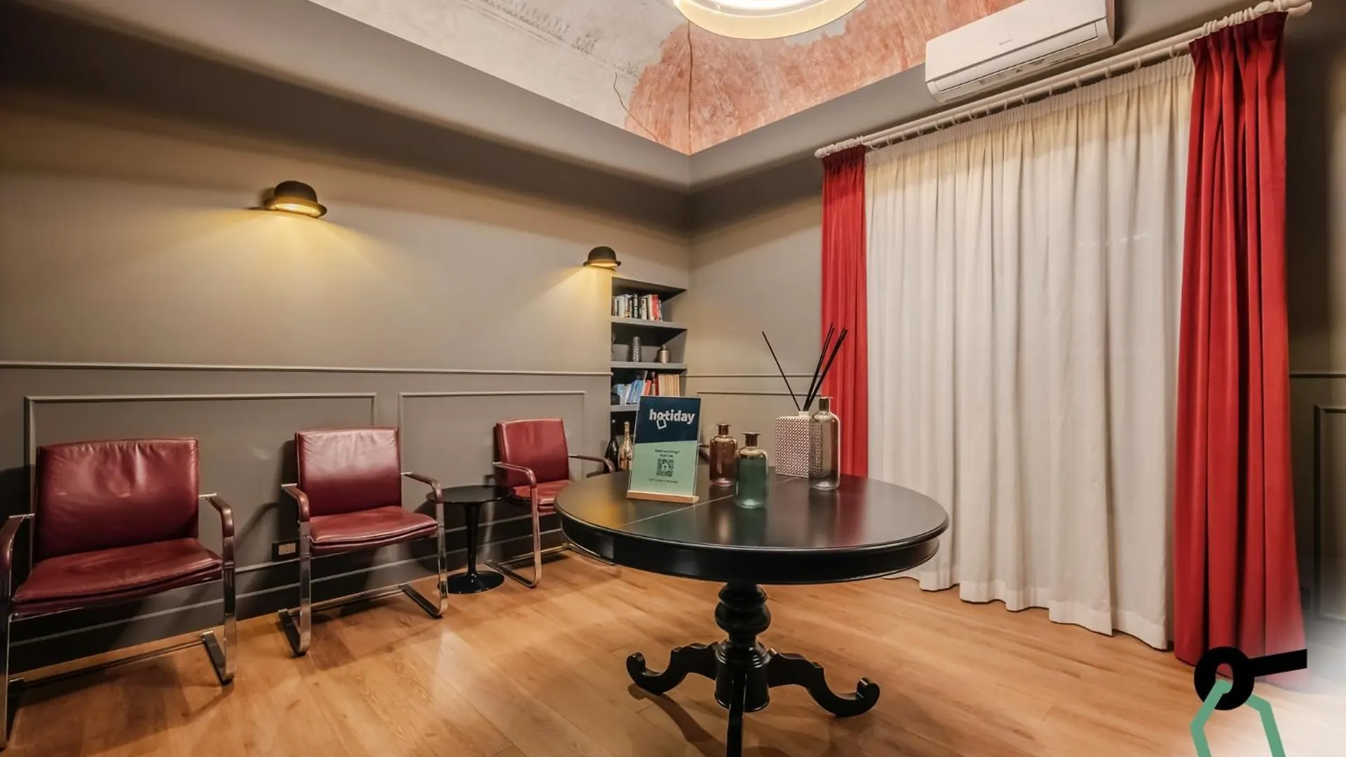 Hotiday Room Collection - Palermo Palco Noir 0*,  Italia